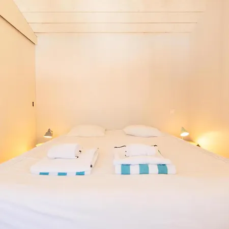 Du Phare Avec Piscine Chauffee Pour 14 Personnes