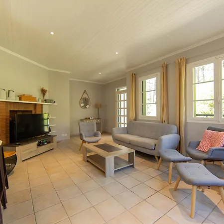 Du Phare Avec Piscine Chauffee Pour 14 Personnes Lège-Cap-Ferret