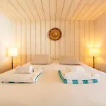 Du Phare Avec Piscine Chauffee Pour 14 Personnes Villa *
