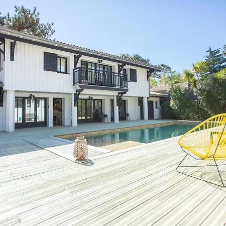 Du Phare Avec Piscine Chauffee Pour 14 Personnes Villa *