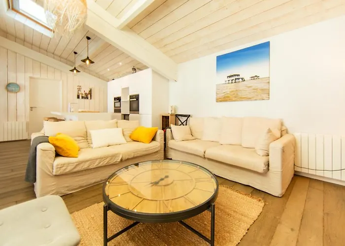 Du Phare Avec Piscine Chauffee Pour 14 Personnes Villa *