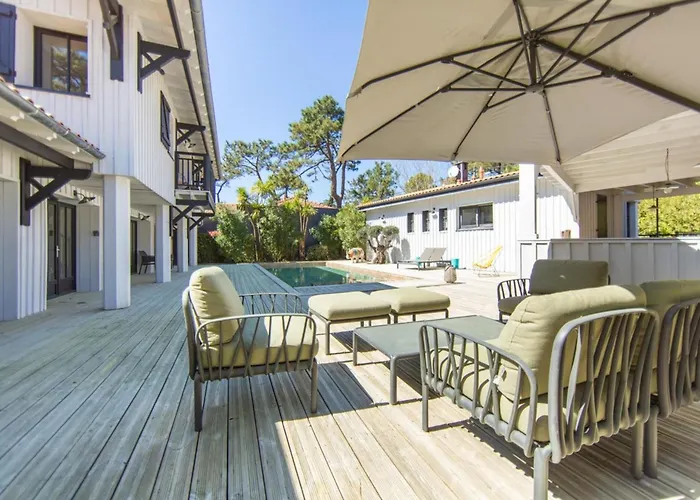 Du Phare Avec Piscine Chauffee Pour 14 Personnes Villa *