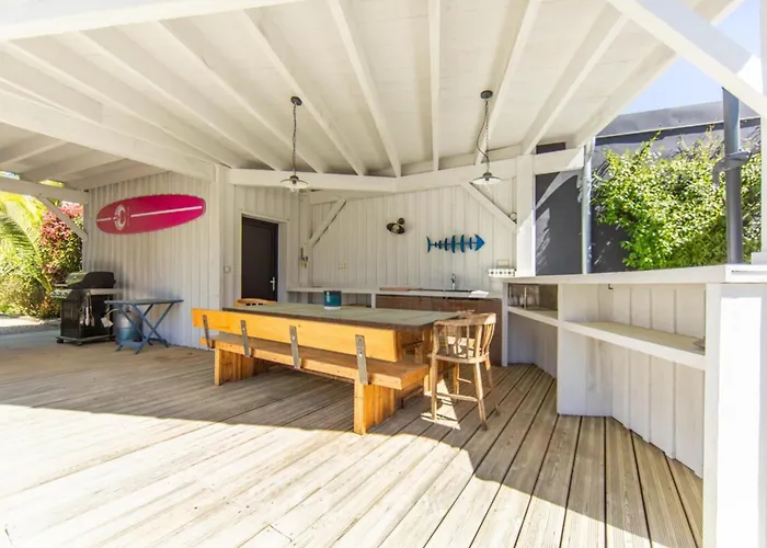 Du Phare Avec Piscine Chauffee Pour 14 Personnes *